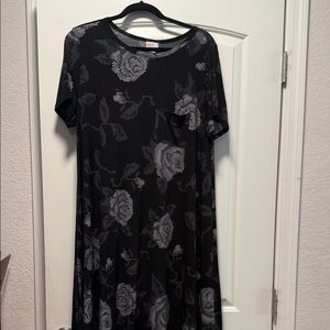 LuLaRoe Black Silky Digital Rose Carly L